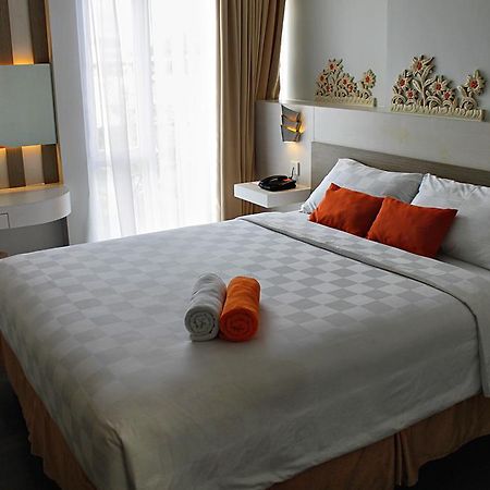 The Edelweiss Hotel ยอกยาการ์ตา ภายนอก รูปภาพ
