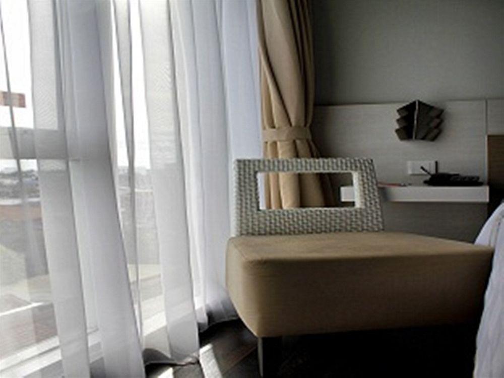 The Edelweiss Hotel ยอกยาการ์ตา ภายนอก รูปภาพ