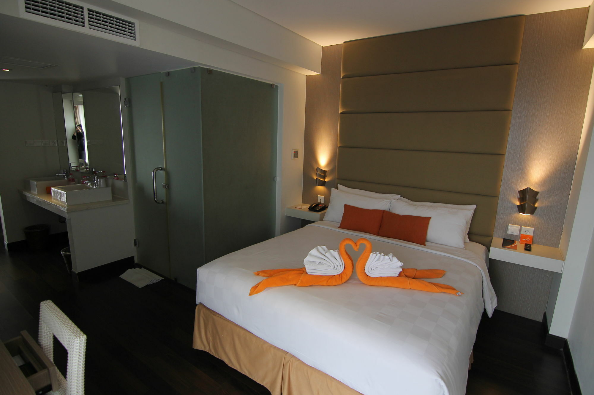 The Edelweiss Hotel ยอกยาการ์ตา ภายนอก รูปภาพ