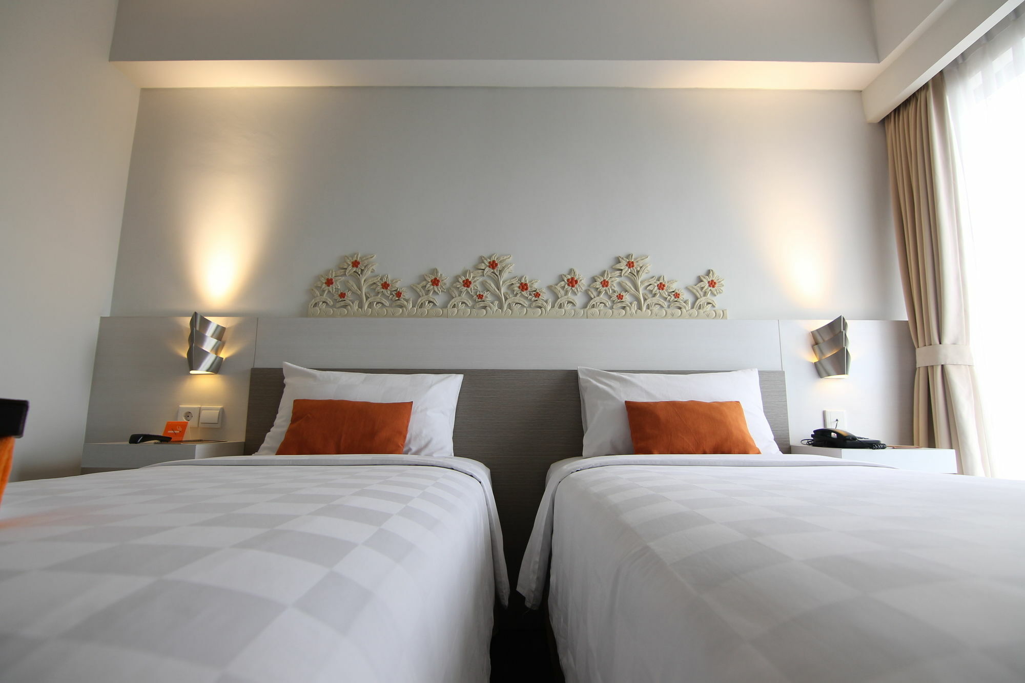 The Edelweiss Hotel ยอกยาการ์ตา ภายนอก รูปภาพ